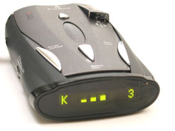 Cobra XRS 9775